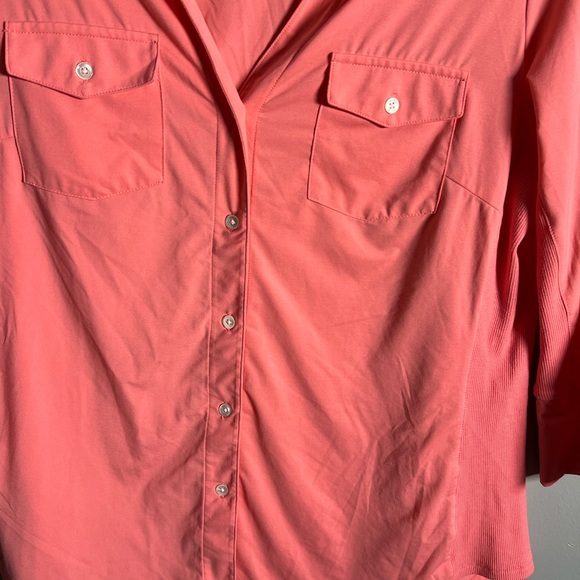 J. McLaughlin Women Top- Medium - Picture 2 of 7